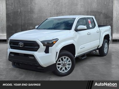 New 2024 Toyota Tacoma SR5