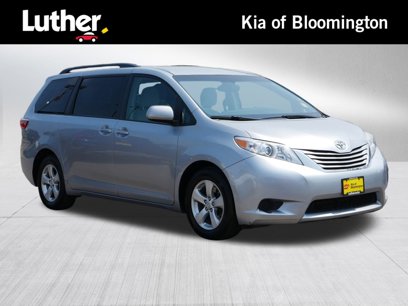 Used 2016 Toyota Sienna LE