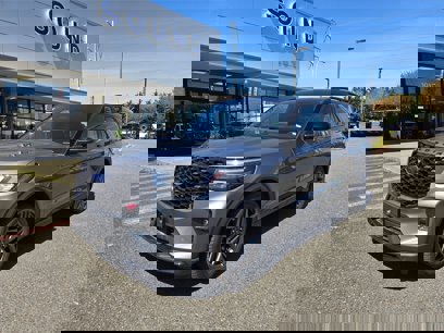 New 2025 Ford Explorer ST