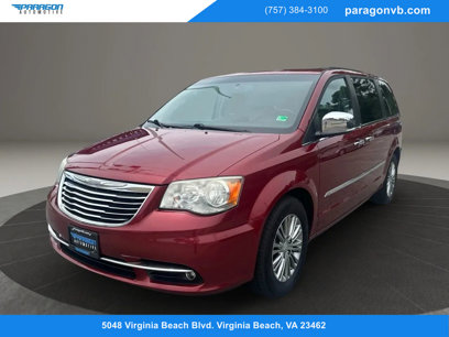 Used 2014 Chrysler Town & Country Touring-L w/ Driver Convenience Group