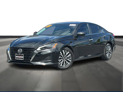 Used 2023 Nissan Altima 2.5 SV