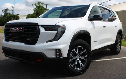New 2025 GMC Acadia AT4
