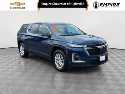 Used 2023 Chevrolet Traverse LS