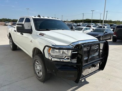 Used 2024 RAM 2500 Tradesman w/ Chrome Appearance Group