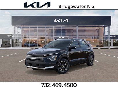 New 2025 Kia Niro EX