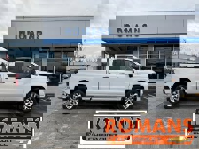 New 2025 Chevrolet Silverado 1500 Custom