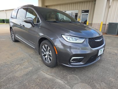Used 2021 Chrysler Pacifica Pinnacle