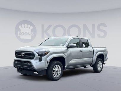 New 2025 Toyota Tacoma SR5