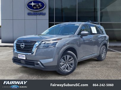Used 2024 Nissan Pathfinder SV