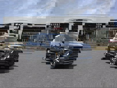 New 2025 Buick Enclave Preferred w/ Power Package