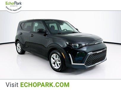Used 2023 Kia Soul LX w/ LX Technology Package