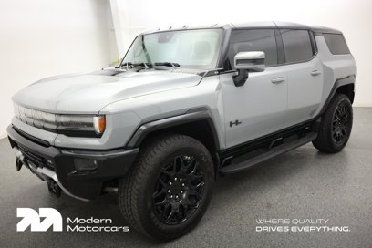 Used 2025 GMC Hummer EV 2X w/ LPO, Dark Essentials Package