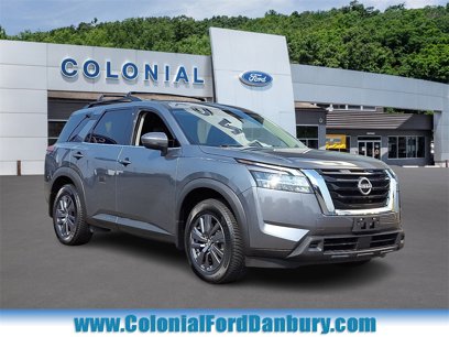 Used 2022 Nissan Pathfinder SV