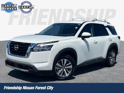 Used 2023 Nissan Pathfinder SL
