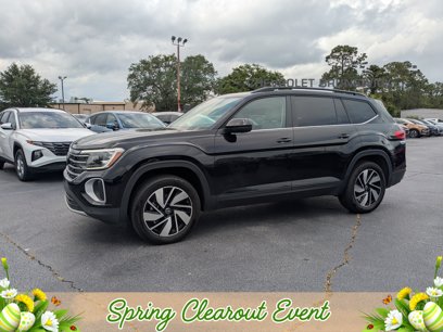 Used 2024 Volkswagen Atlas SE w/ Panoramic Sunroof Package
