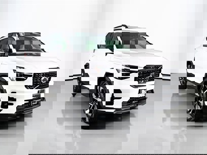 Certified 2025 Volvo XC40 B5 Ultra w/ Protection Package