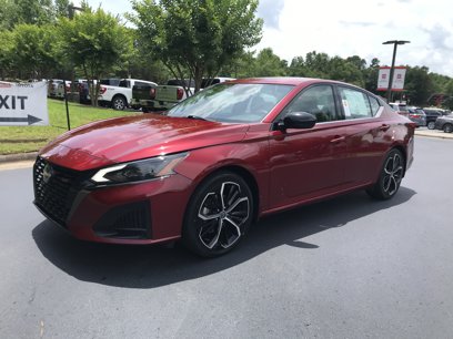 Used 2023 Nissan Altima 2.5 SR