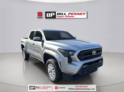 New 2025 Toyota Tacoma SR5