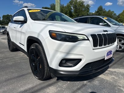Used 2019 Jeep Cherokee Latitude Plus