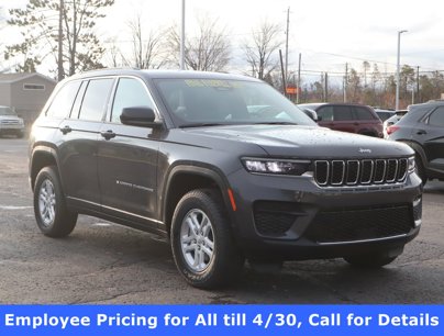 New 2024 Jeep Grand Cherokee Laredo w/ Luxury Tech Group I
