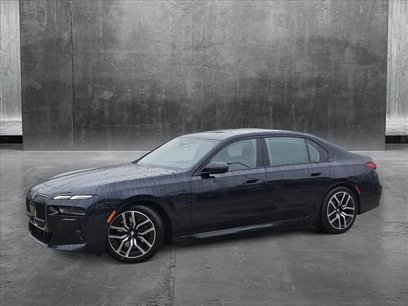 New 2025 BMW 750e xDrive w/ Premium Package