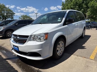 Used 2018 Dodge Grand Caravan SE w/ UConnect Hands-Free Group