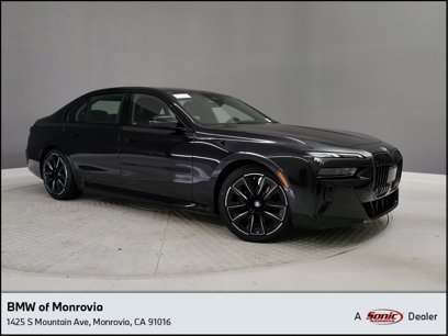 New 2025 BMW 750e xDrive w/ Premium Package
