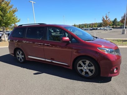 Used 2017 Toyota Sienna SE