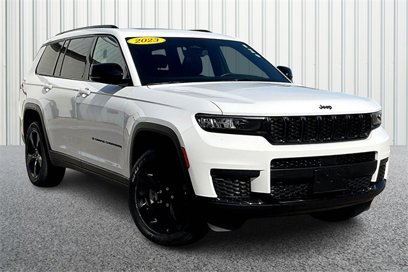 Used 2023 Jeep Grand Cherokee L Laredo