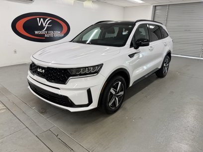 Used 2023 Kia Sorento S w/ Panoramic Sunroof Package