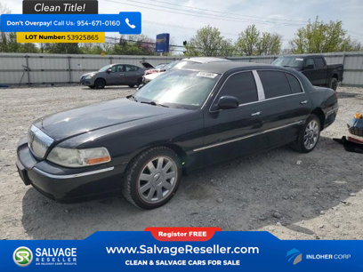 Used 2010 Lincoln Town Car Executive L