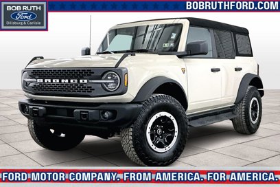 New 2025 Ford Bronco Badlands w/ Sasquatch Package