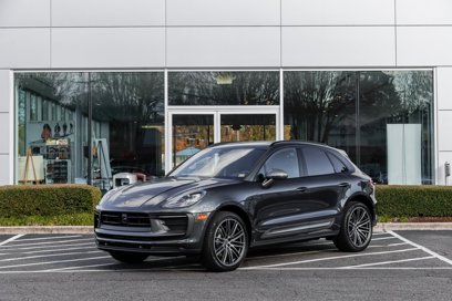 Certified 2025 Porsche Macan Turbo