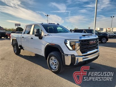 New 2025 GMC Sierra 2500 Pro w/ Convenience Package