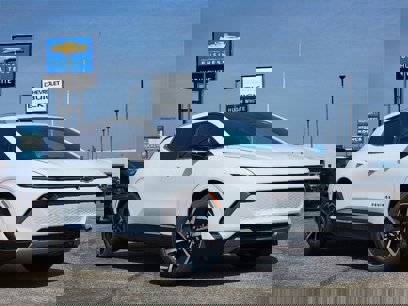 New 2024 Chevrolet Equinox EV LT w/ LPO, Blackout Package