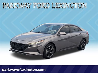 Used 2023 Hyundai Elantra SEL w/ Convenience Package