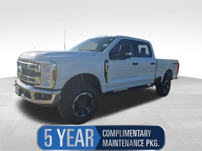 New 2025 Ford F250 4x4 Crew Cab Super Duty