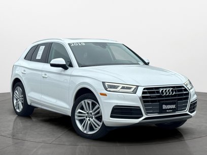 Used 2019 Audi Q5 2.0T Premium Plus w/ Premium Plus Package