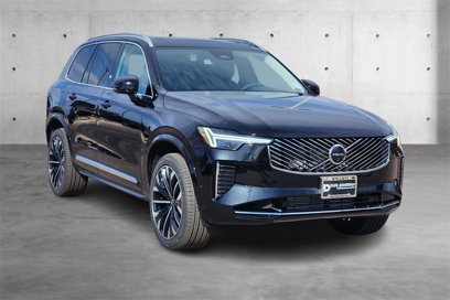 New 2025 Volvo XC90 T8 Plus w/ Protection Package Premier