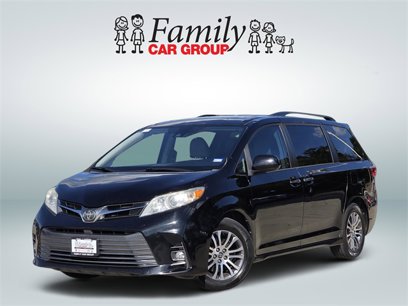 Used 2018 Toyota Sienna XLE Premium
