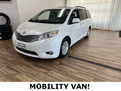 Used 2017 Toyota Sienna XLE