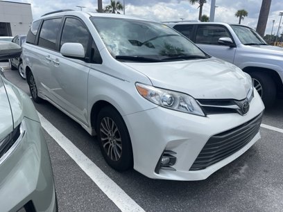 Used 2019 Toyota Sienna XLE