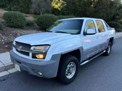 Used 2002 Chevrolet Avalanche 2500