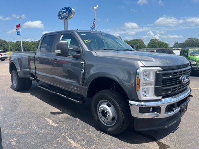 New 2025 Ford F350 XL