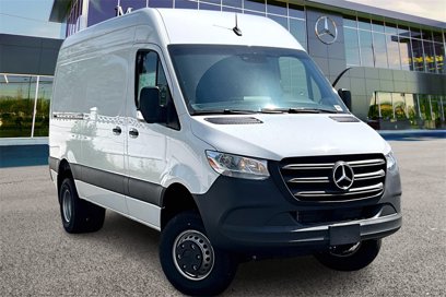 New 2024 Mercedes-Benz Sprinter 144 Cargo