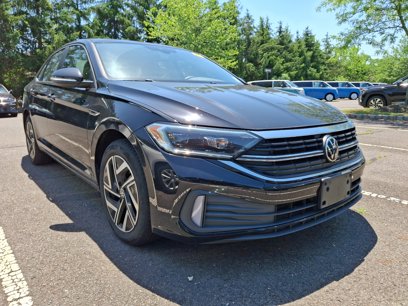 Certified 2022 Volkswagen Jetta SEL