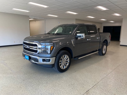 New 2025 Ford F150 Lariat w/ Equipment Group 501A Mid