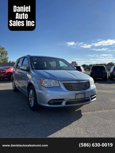 Used 2013 Chrysler Town & Country Touring-L w/ Driver Convenience Group