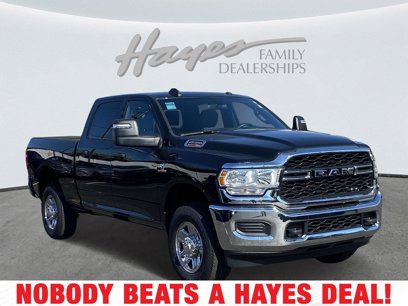New 2024 RAM 2500 Tradesman w/ Chrome Appearance Group