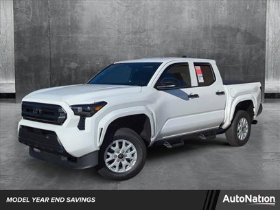 New 2024 Toyota Tacoma SR